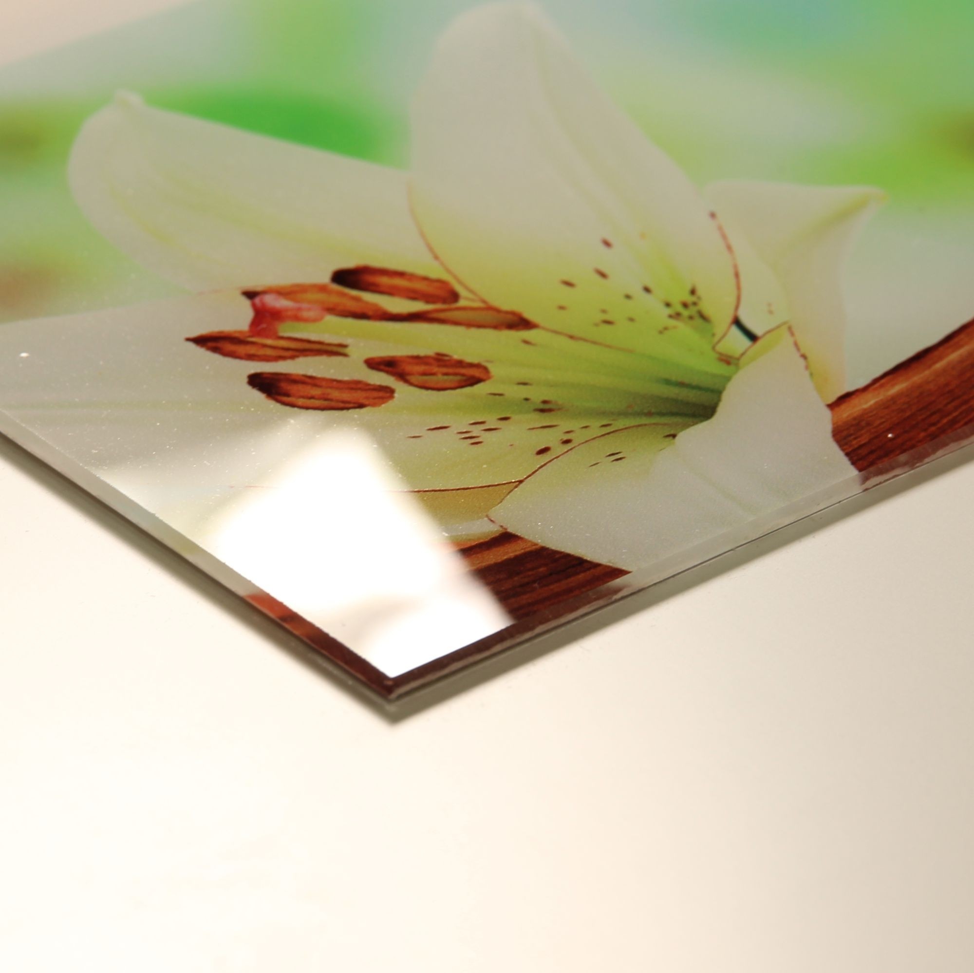 LED-beleuchtete Küchenrückwand aus Plexiglas