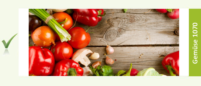 Küchenrückwand Motiv: Gemüse Tomaten Lauch auf Holz1070